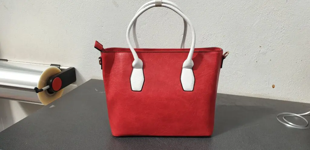 MODA Handtaska Rauð m / rendu millihólfi og axlar ól - Image 2
