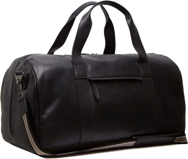 Myndir þú frekar taka þetta auka par af skóm og auka fatnaði með þér í helgarfrí?