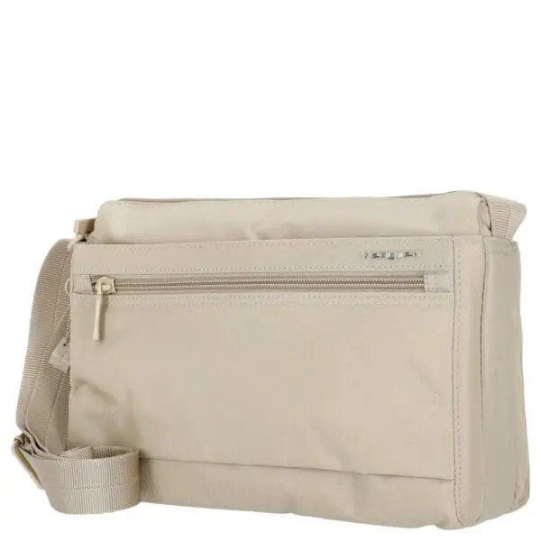 HEDGREN EYE M er með RFID vörn til að tryggja að kortin þín séu örugg fyrir misnotkun.