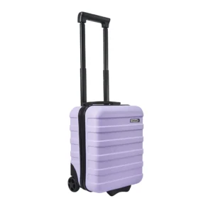 ANODE 24L 40x 30x 20 Lavender Viltu forðast auka handfarangursgjöld hjá Play eða Wizz Air? Anode 24L á tveimur hjólum er fullkomin stærð sem passar auðveldlega undir sætið og sparar þér að borga aukagjöld. Stærð 40x30x20cm og létt 1,9 kg, Anode er úr ABS efni og er með sterkum 8 mm rennilás.Létt tveggja þrepa handfangið nær upp í 95 cm.