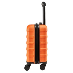 ANODE 30L 45X36X20CM Orange Viltu forðast auka handfarangursgjöld hjá easyJet  Anode 30L á fjórum hjólum er fullkomin stærð sem passar auðveldlega undir sætið og sparar þér að borga aukagjöld. Stærð 45 x 36 x 20 cm og létt 2.2 kg, Anode er úr ABS efni og er með sterkum 8 mm rennilás.Létt tveggja þrepa handfangið nær upp í 1.02 cm.