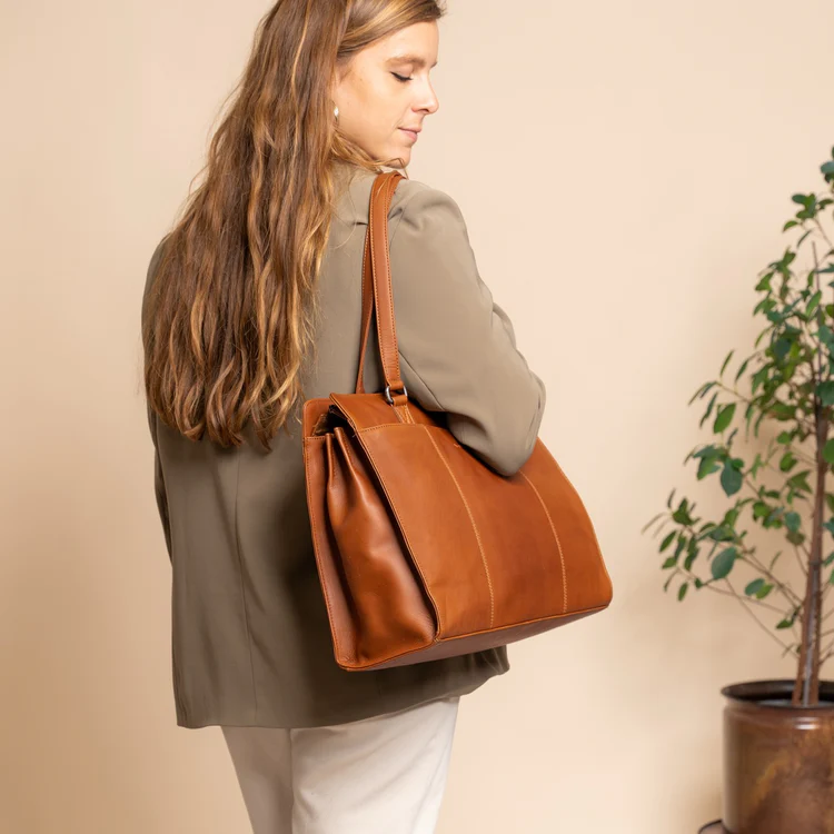 The Chesterfield Fidenza 15″ Tölvutaska Cognac - Image 6