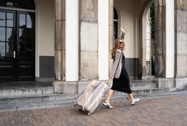 Charm London Travel Suitcase 75 cm Ljós Grá - Image 5