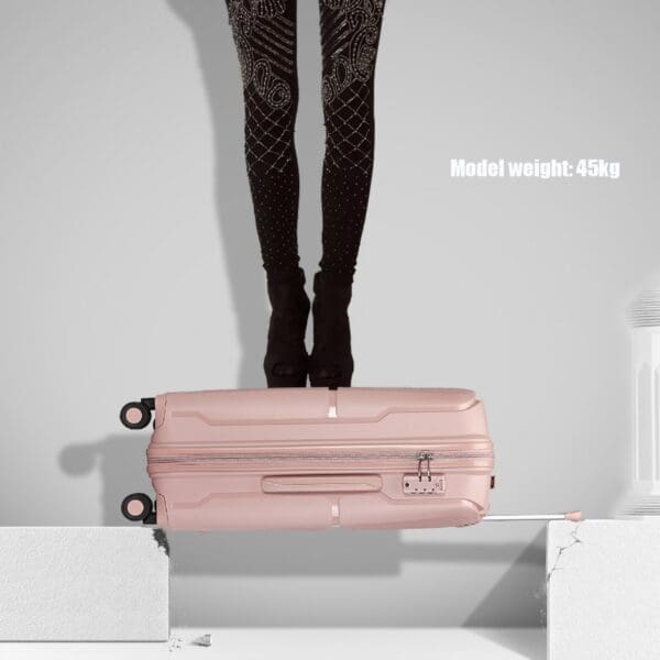 British Traveller Hörð PP og TSA-lás 28" Nude - Image 8