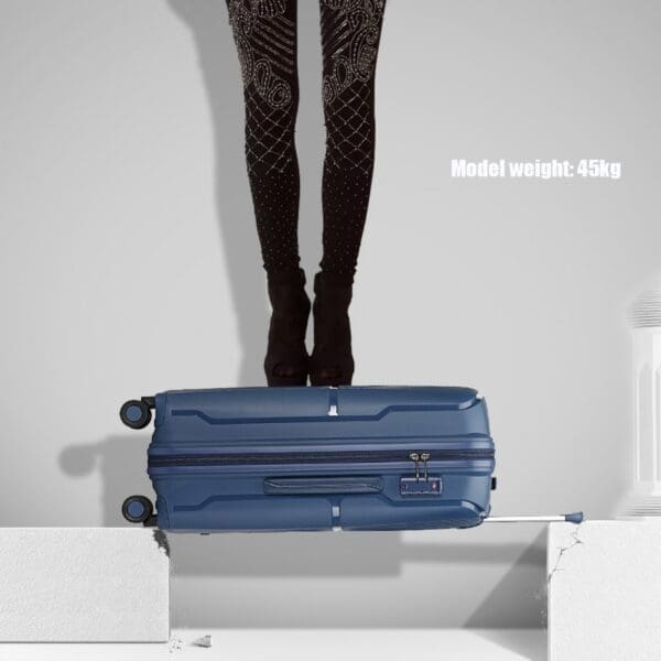 British Traveller Hörð PP og TSA-lás 24" Blá - Image 3