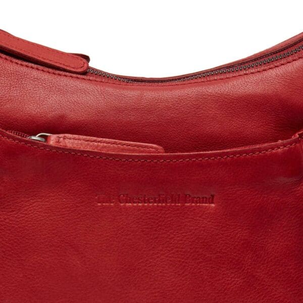 The Chesterfield  Caroline Rauð - Image 2