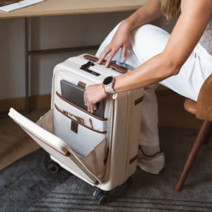 Chessterfield Zuna Handfarangur/með framvasa  Sandy Beach Polycarbonate