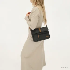 Beagles Svört axlartaska