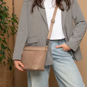 The Chesterfield Brand Zarita Taupe